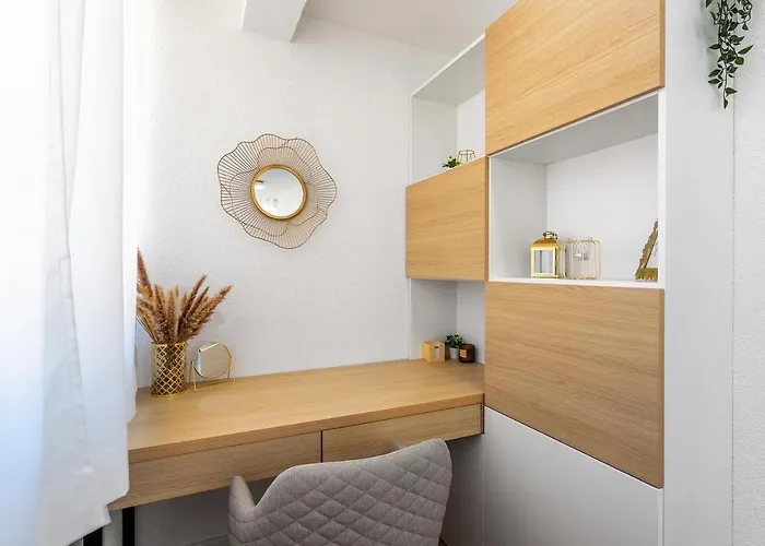 Amos With Private Pool * 赫瓦尔